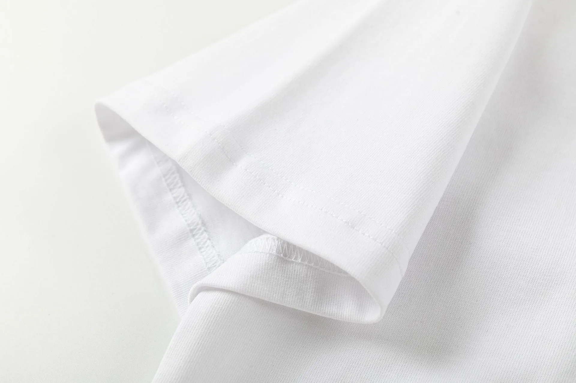 AMIRI Cherub Logo-Print T-Shirts