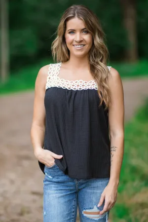 Black and White Waffle Knit Crochet Trim Tank