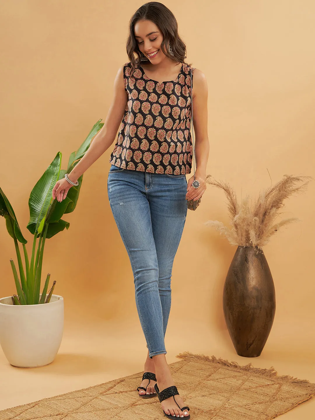 Black Small Paisley Kalamkari W/U Top