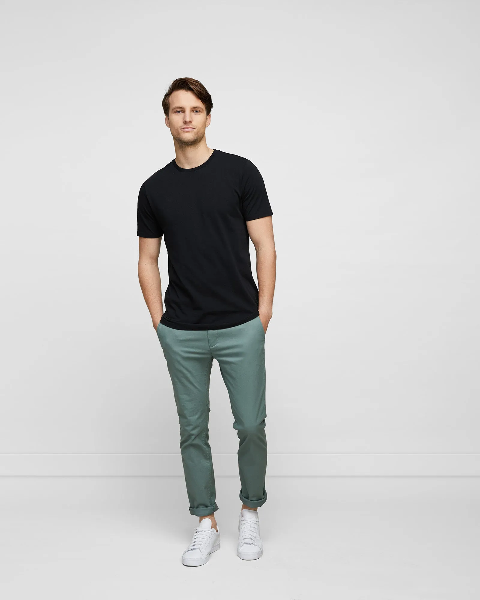 ESSENTIAL CREW TEE