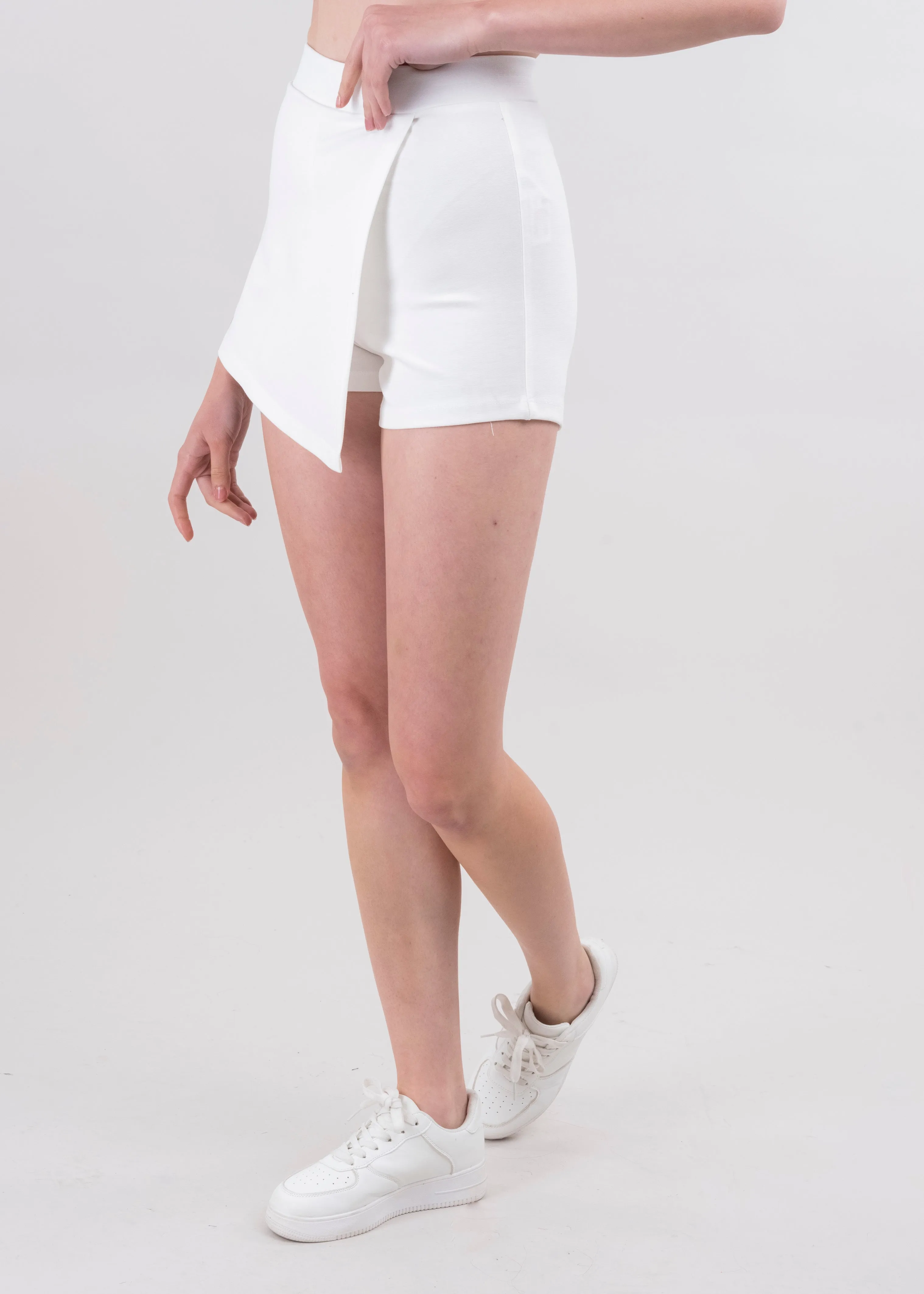 Falda Short Liso Asimétrico