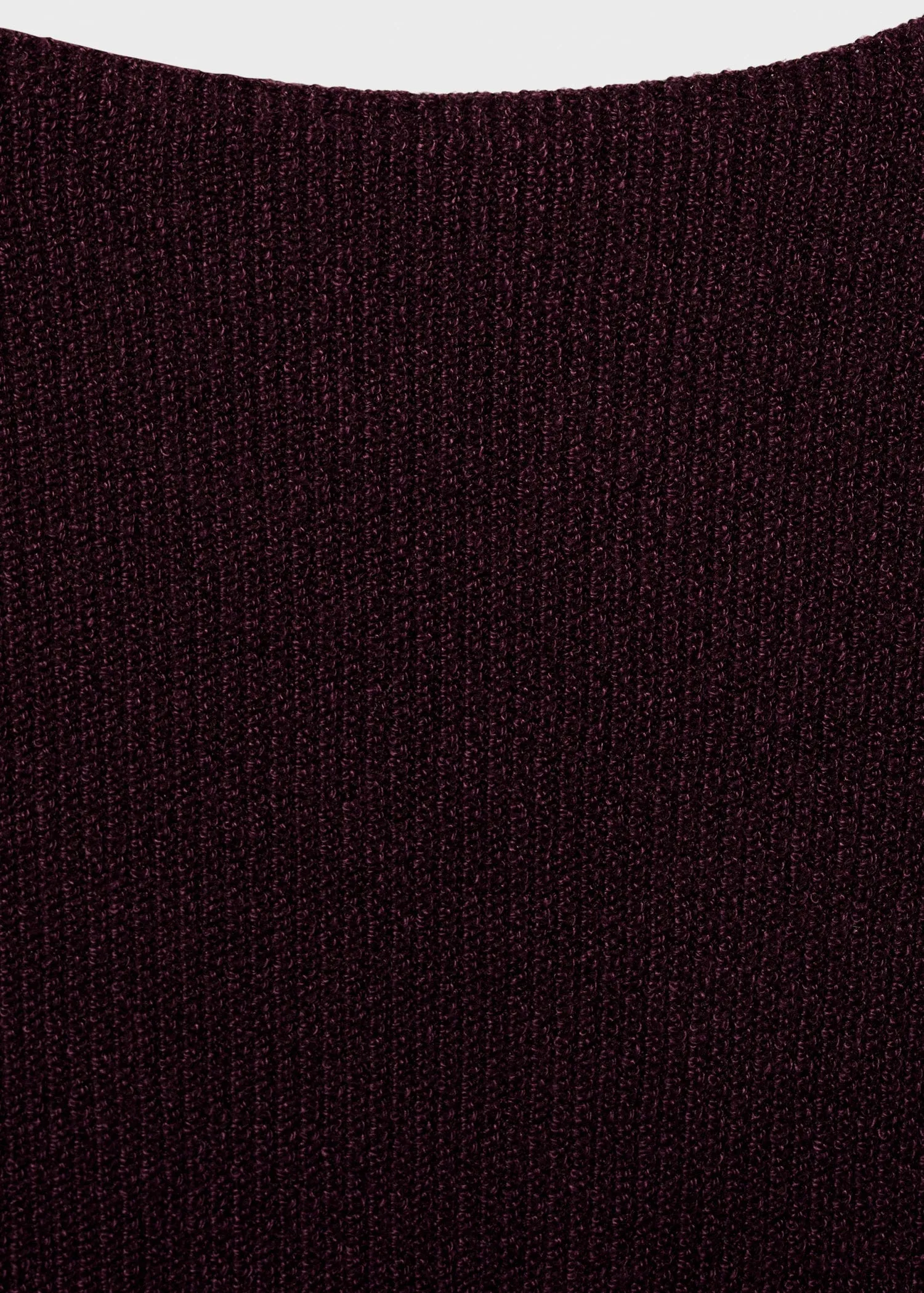 Fine ribbed knit top