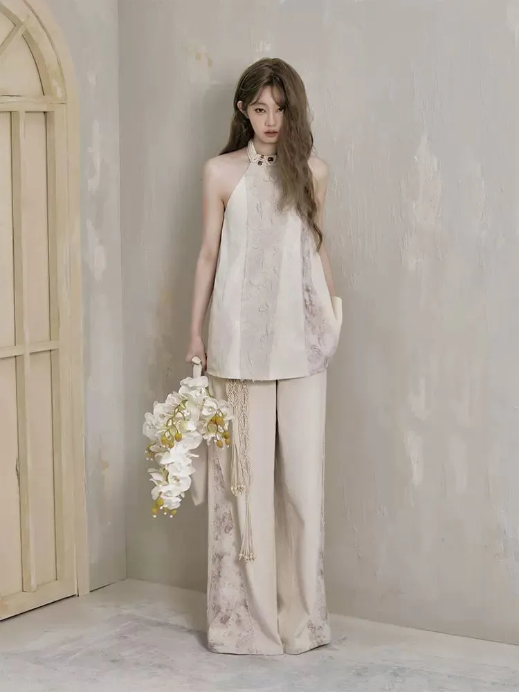 halter neck sleeveless off-shoulder T-shirt