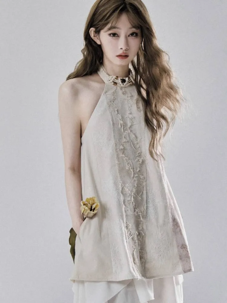 halter neck sleeveless off-shoulder T-shirt
