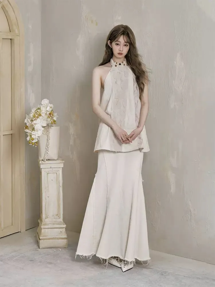 halter neck sleeveless off-shoulder T-shirt