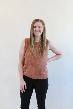 JASS STITCHED SLEEVELESS SWEATER TOP