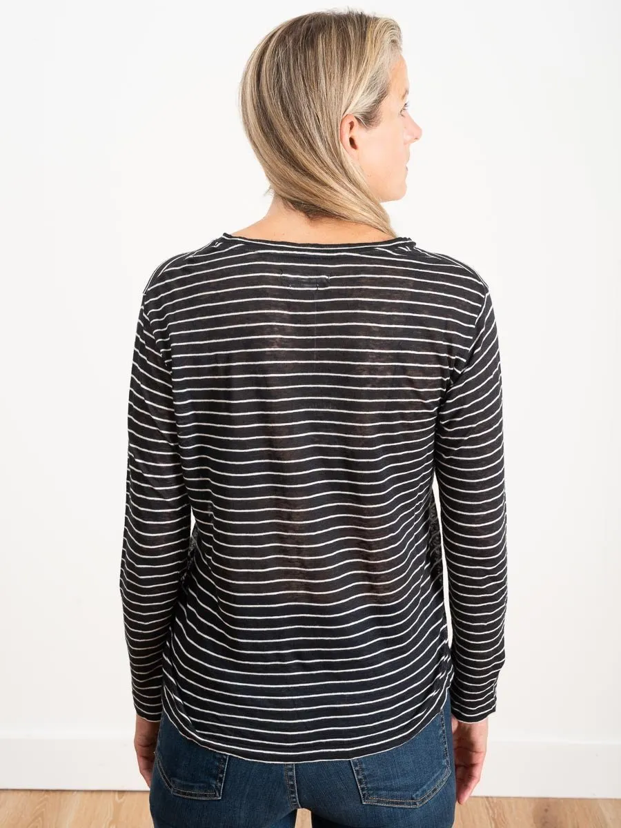 kaaron tee - black/ecru