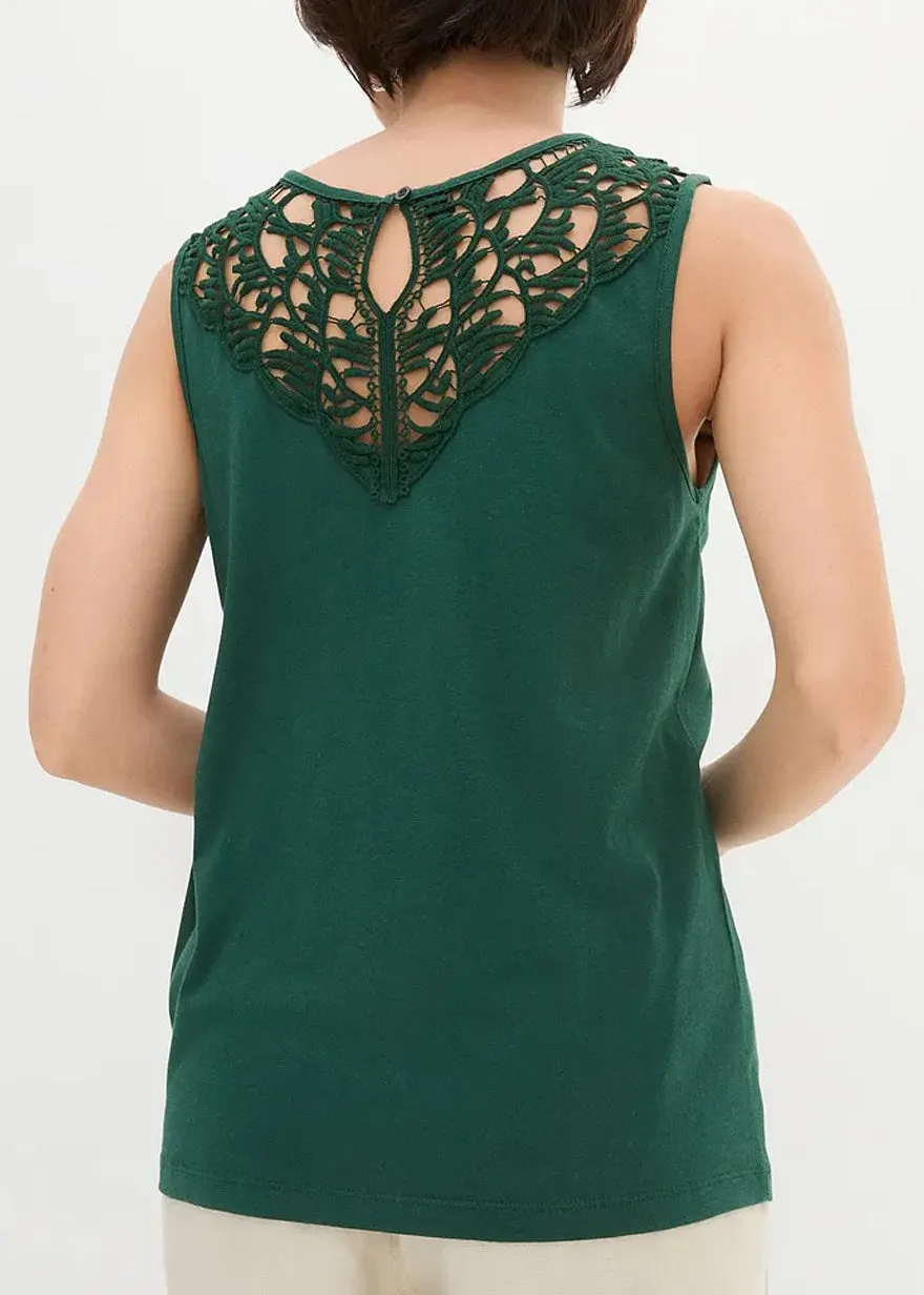 Ladies Sleeveless top with lace