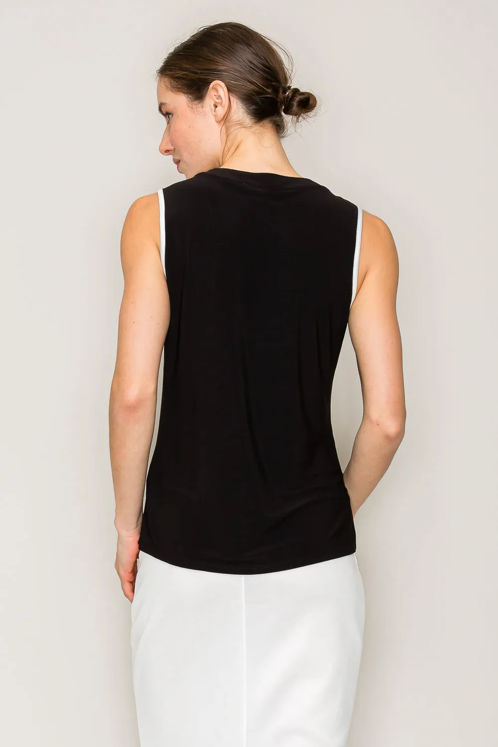 MANDARINE COLLAR PIPPING PLEAT SLEEVELESS TANK