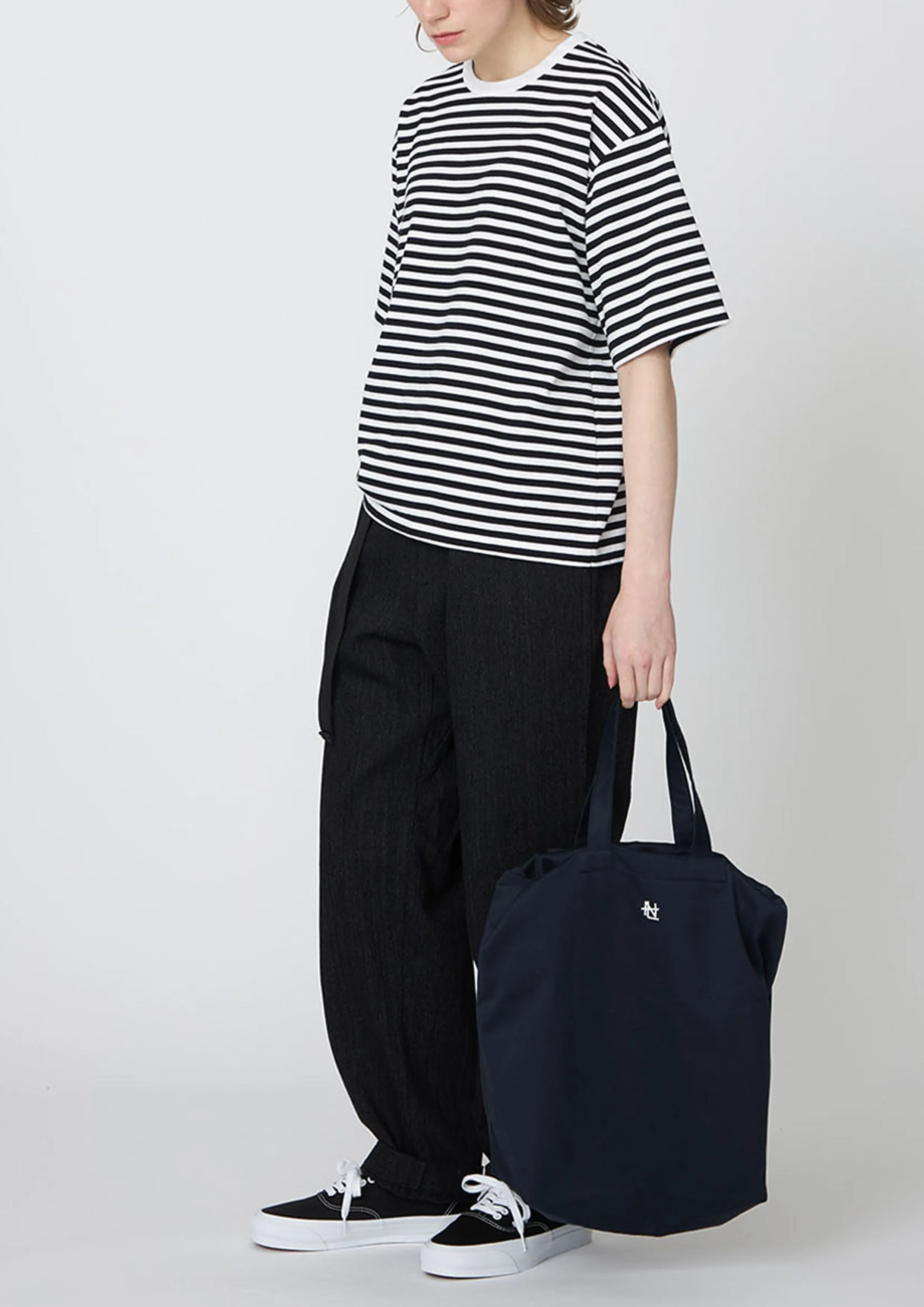NANAMICA - COOLMAX STRIPE JERSEY TEE NAVY x WHITE