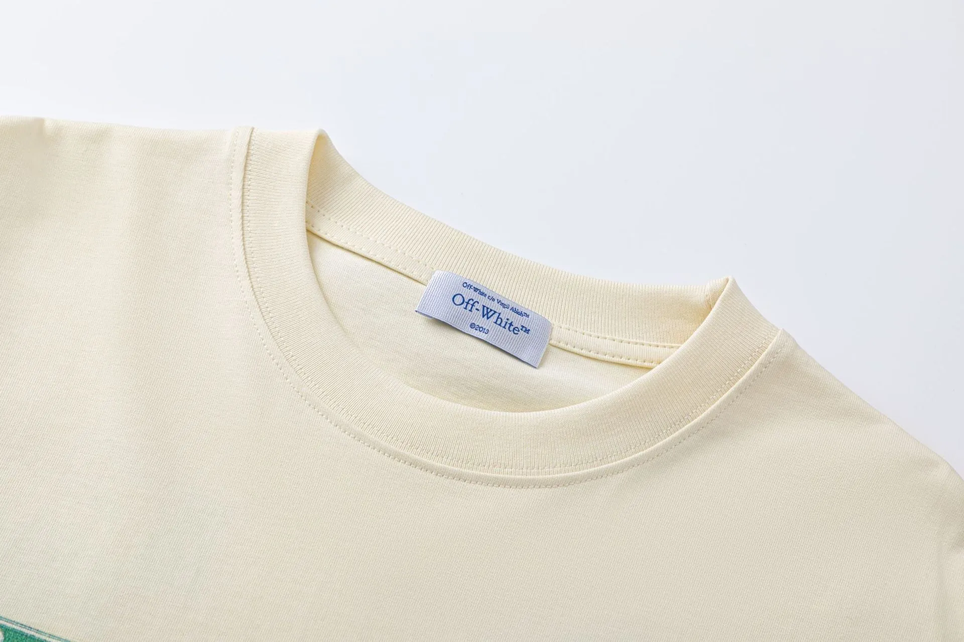 OFF WHITE Cash Arrow T-Shirts