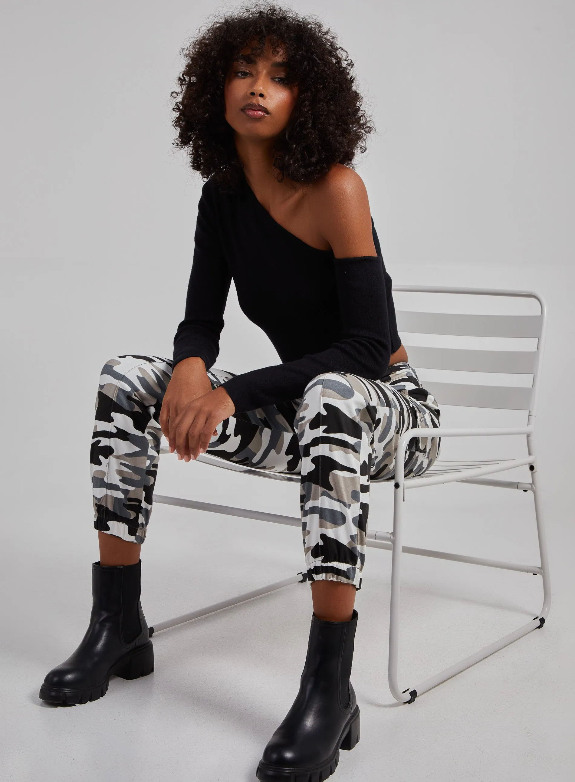 One Shoulder Long Sleeved Top