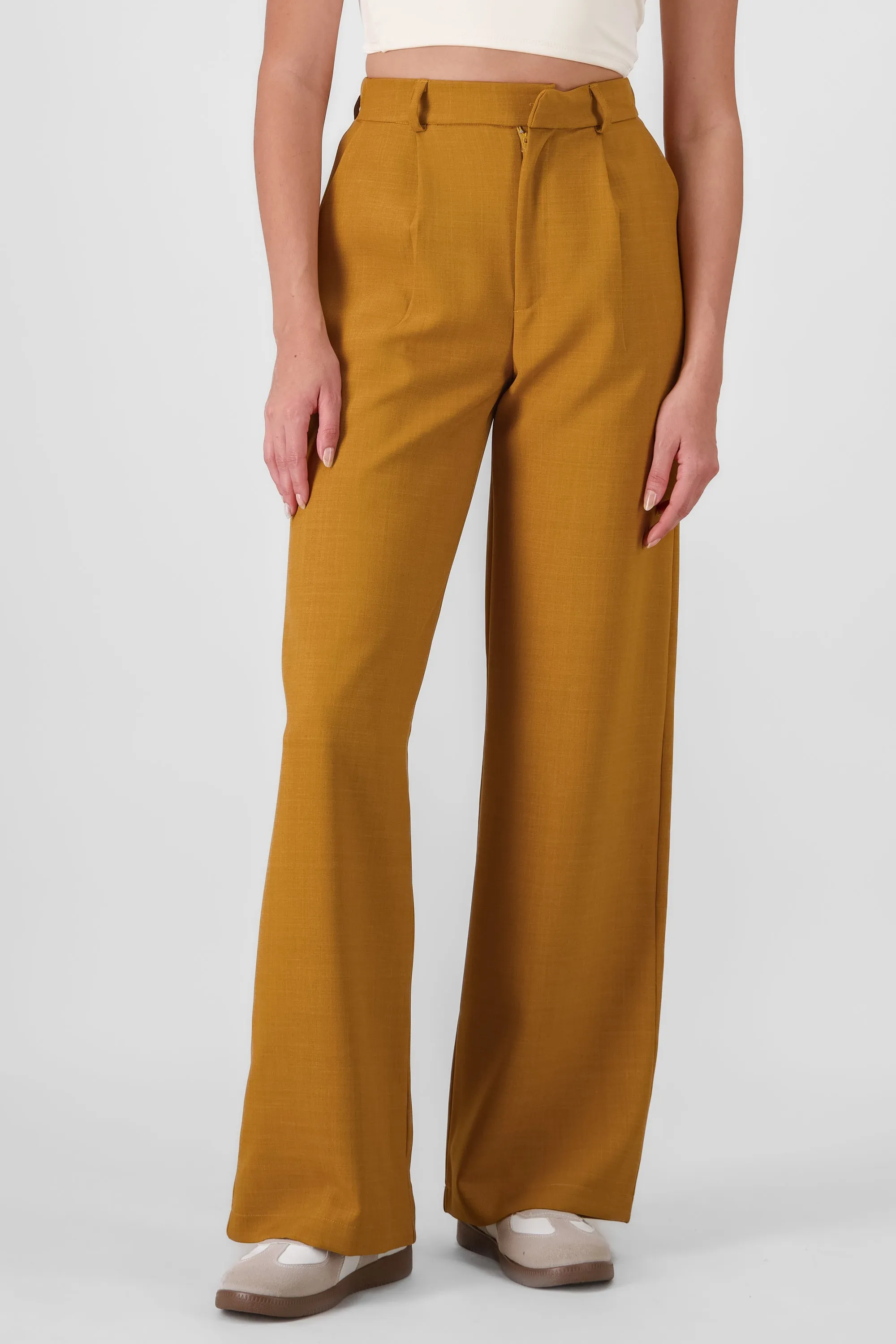 Pantalon pinzas amplio