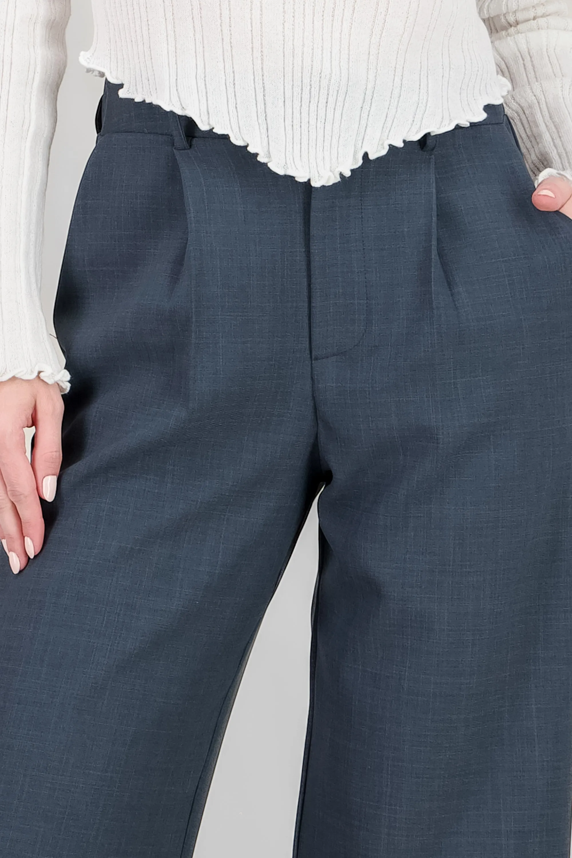 Pantalon pinzas amplio