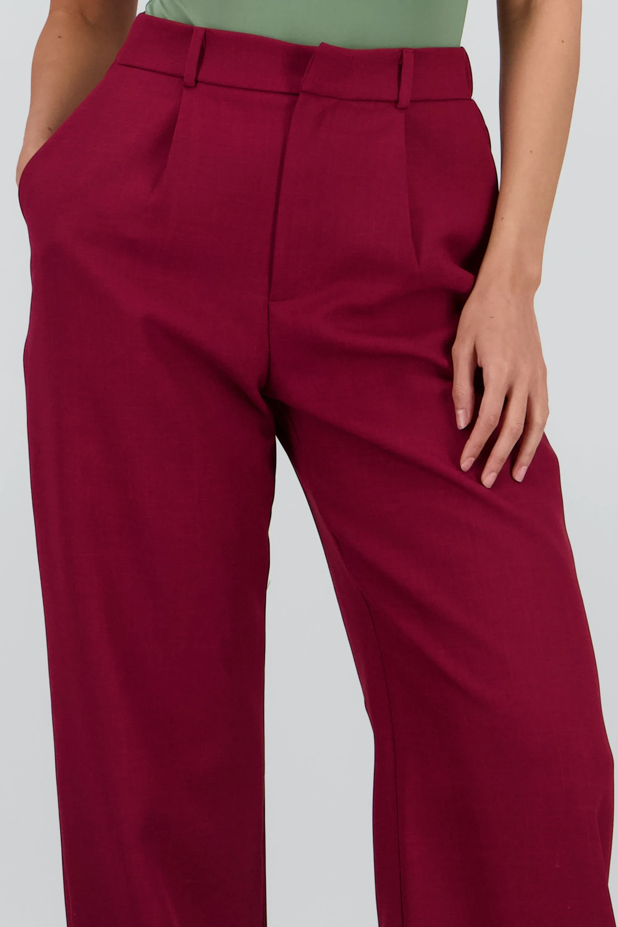 Pantalon pinzas amplio