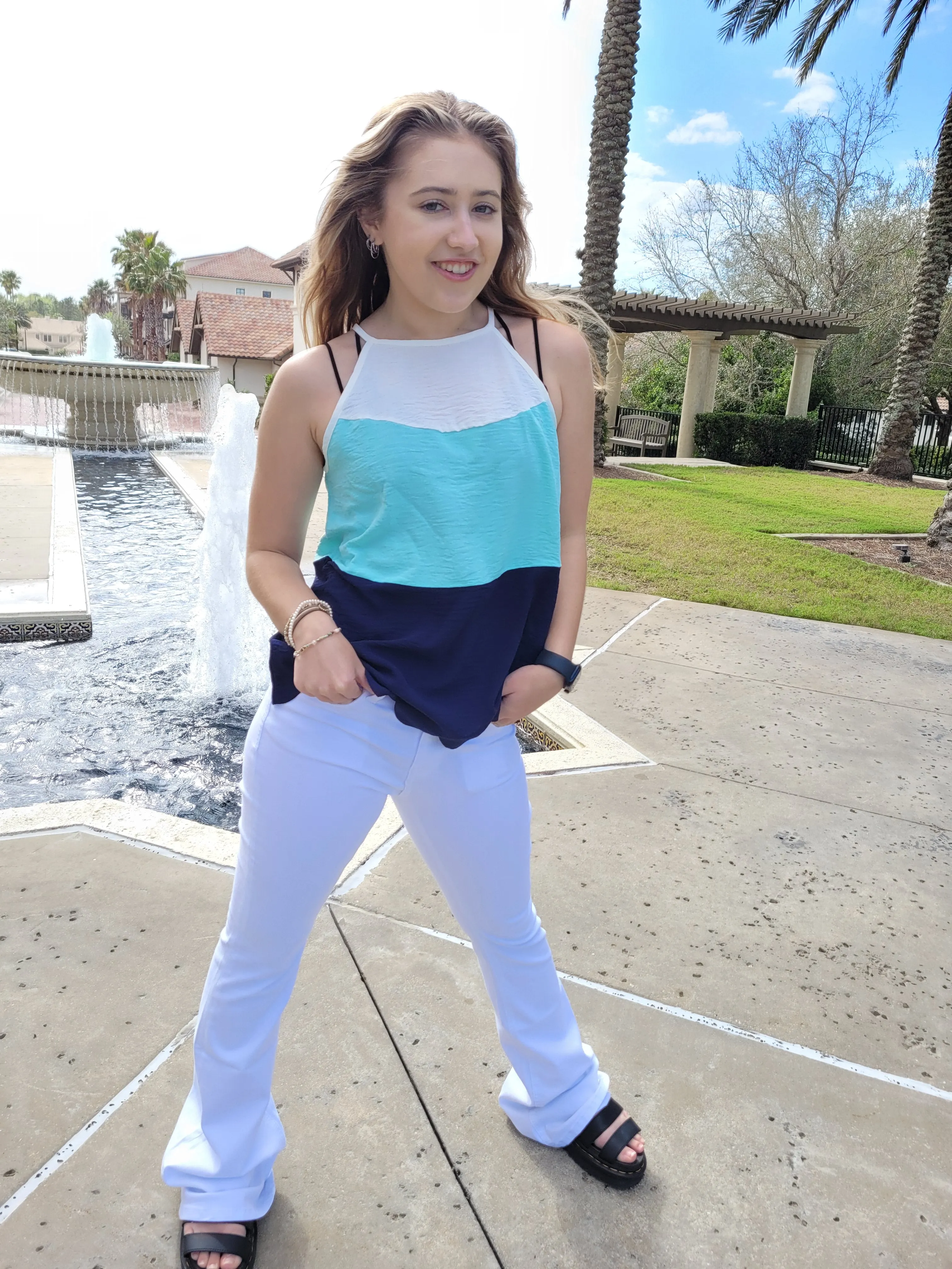 Scallop Edge Tank Top-Final Sale