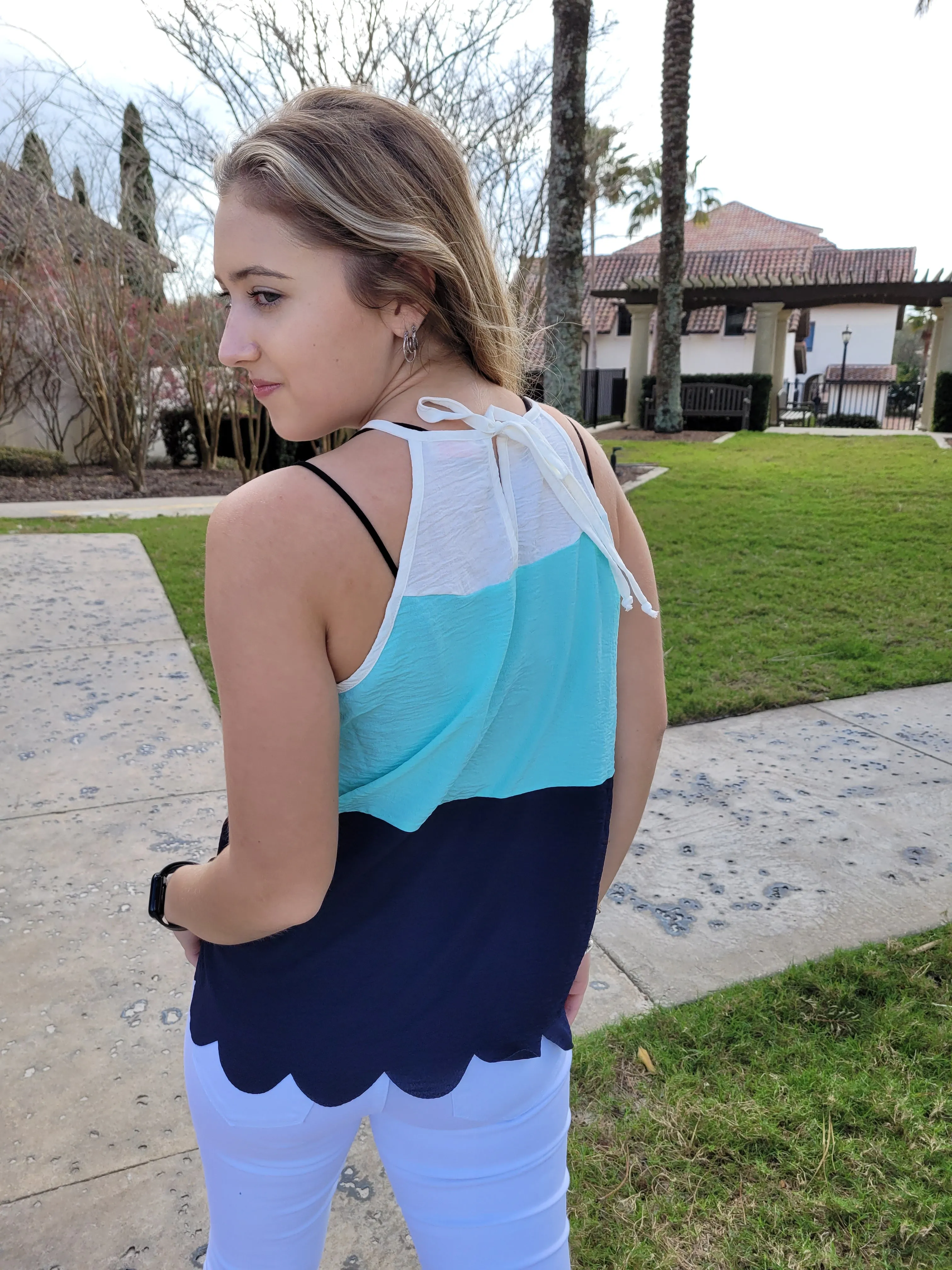 Scallop Edge Tank Top-Final Sale