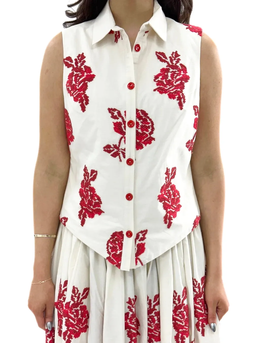 SIGNA SLEEVELESS EMBROIDERED SHIRT