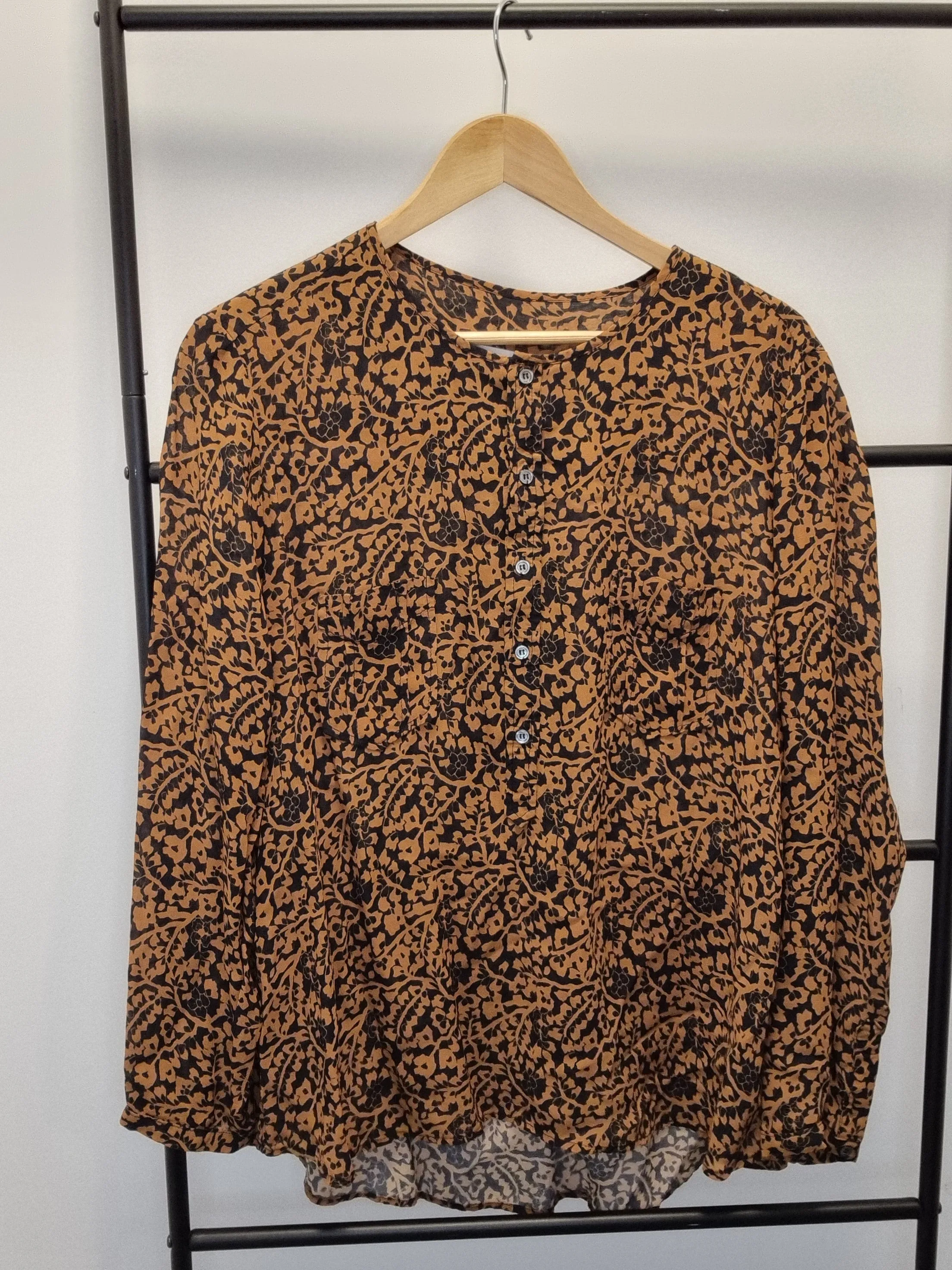 Sills Top - Size 14