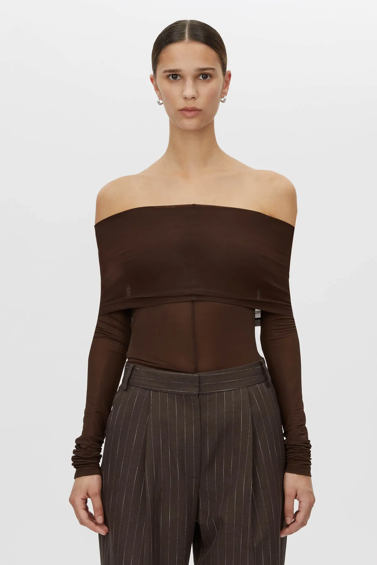 Siphon Off Shoulder Top