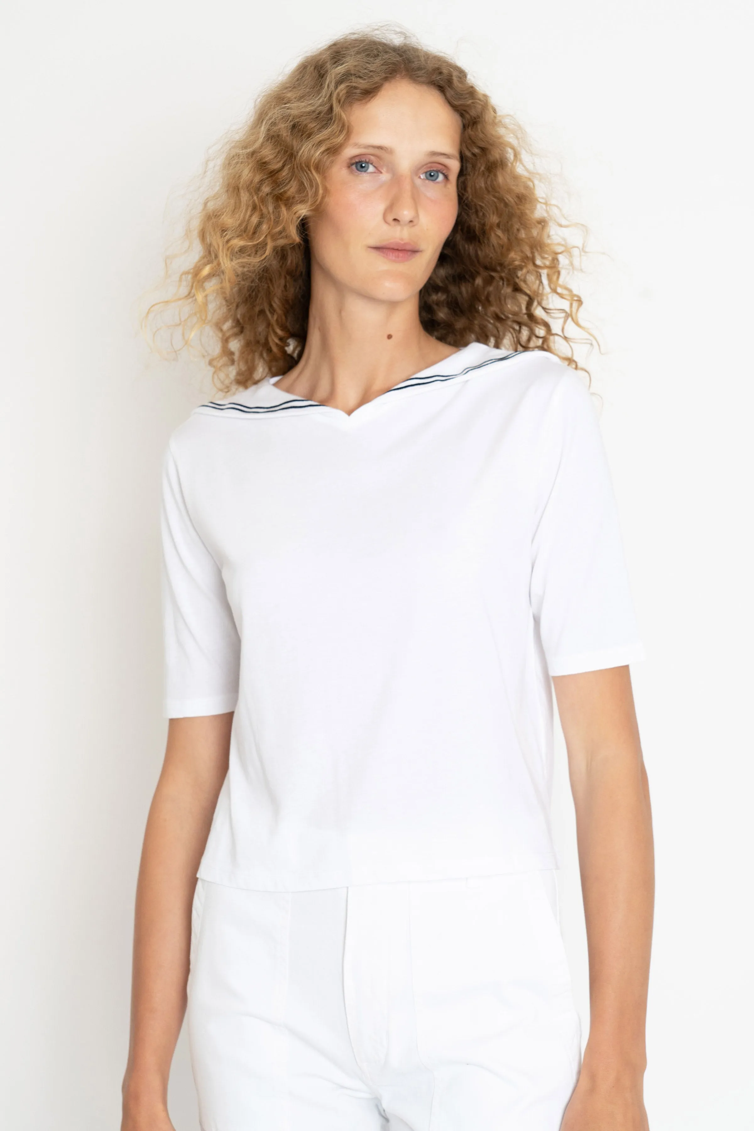 The Fisher - White/Navy