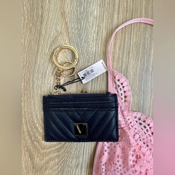 Victoria's Secret  Bralette Bra Pink Size M w/VS Credit Card Holder Keychain