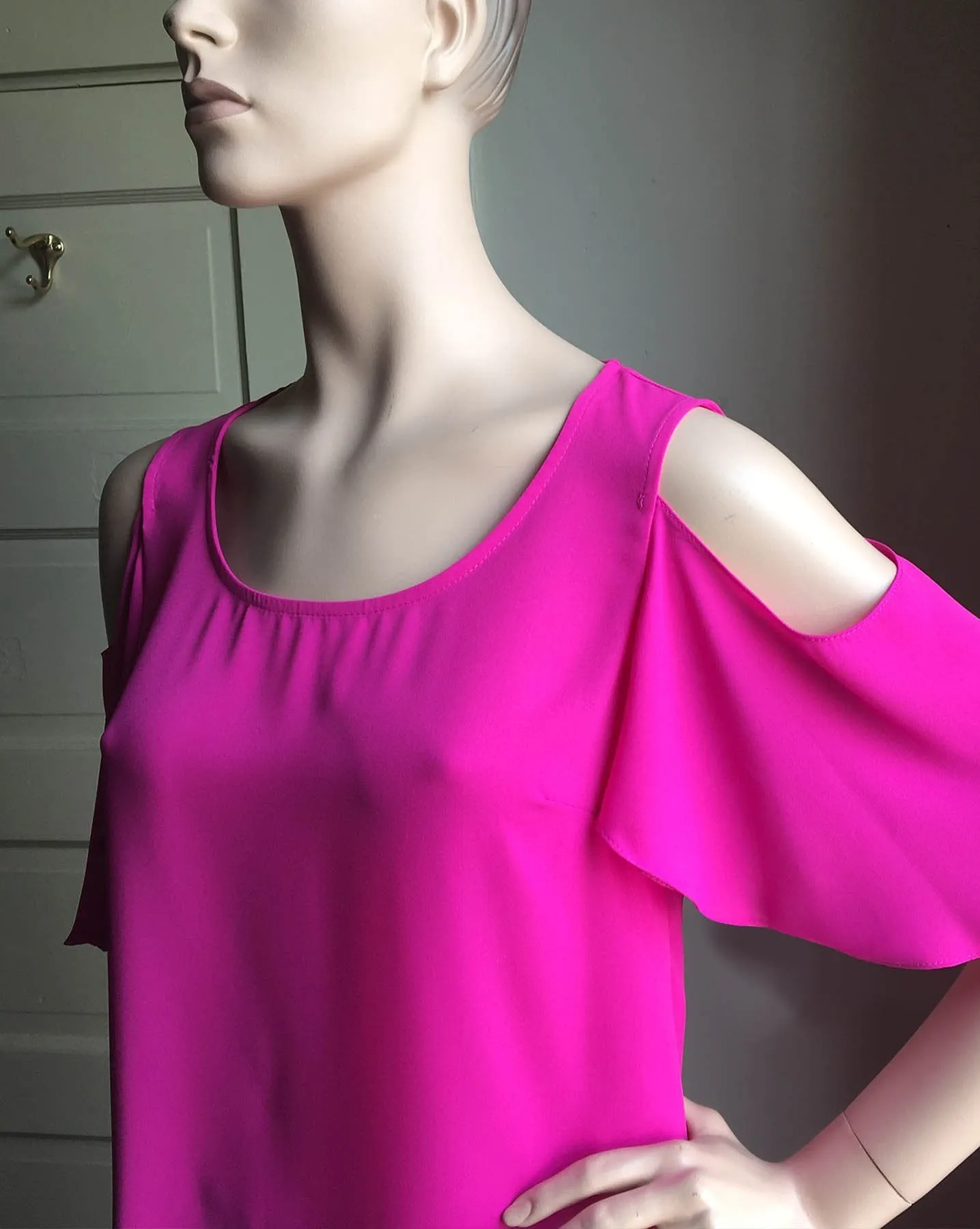 Women's Joseph Ribkoff | Cold Shoulder Blouse | Pink